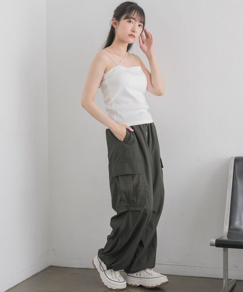 RETRO GIRL（レトロガール）の「アソートカップ付キャミ（キャミソール・レディース・オフホワイト/ナチュラル/ブルー/ブラック/ブラウン・FREE）」の13枚目の写真