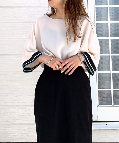 Q(キュー)の「ドルマンリブ5分袖ブラウス(シャツ/ブラウス・レディース・アイボリー/ブラック/ベージュ/カーキ/スモークピンク・MEDIUM)」の13枚目の写真