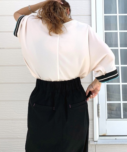 Q(キュー)の「ドルマンリブ5分袖ブラウス(シャツ/ブラウス・レディース・アイボリー/ブラック/ベージュ/カーキ/スモークピンク・MEDIUM)」の16枚目の写真