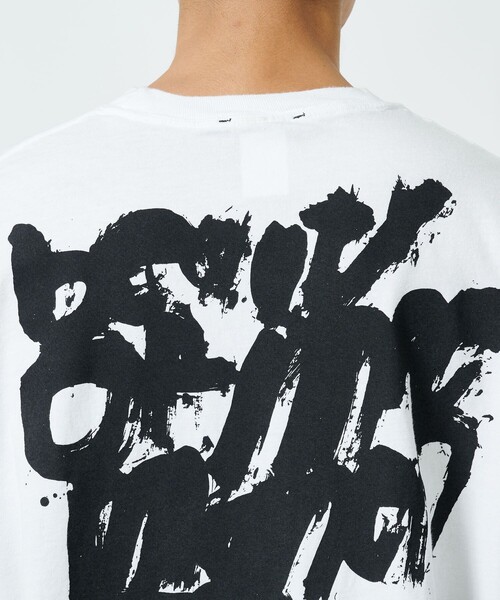 saby(サバイ)の「【saby/サバイ】KAMAMURA TEE(Tシャツ/カットソー・メンズ・ブラック/ホワイト・3/2)」の4枚目の写真