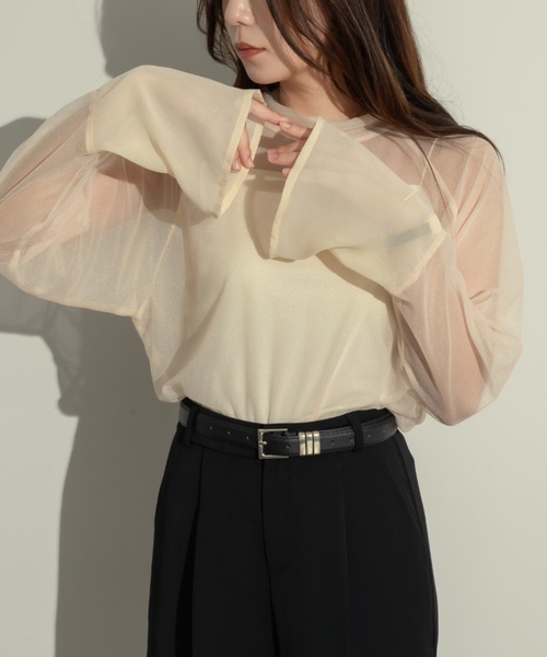 NEUNA（ヌナ）の「フレアスリーヴドッキングルーズトップス（Tシャツ/カットソー・レディース・グレー/アイボリー/ネイビー・FREE）」の2枚目の写真