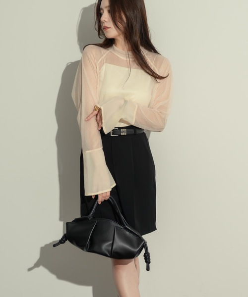 NEUNA（ヌナ）の「フレアスリーヴドッキングルーズトップス（Tシャツ/カットソー・レディース・グレー/アイボリー/ネイビー・FREE）」の18枚目の写真