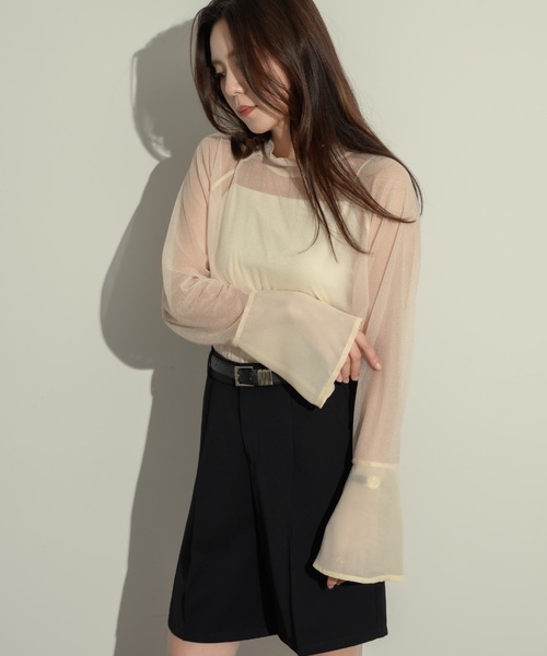 NEUNA（ヌナ）の「フレアスリーヴドッキングルーズトップス（Tシャツ/カットソー・レディース・グレー/アイボリー/ネイビー・FREE）」の15枚目の写真