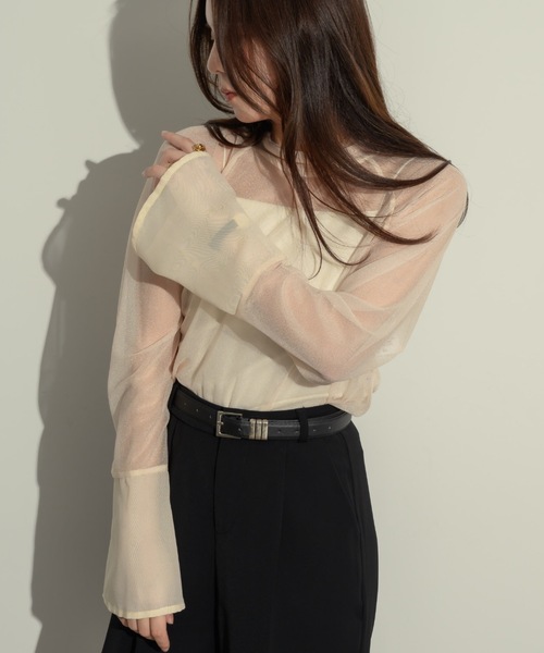 NEUNA（ヌナ）の「フレアスリーヴドッキングルーズトップス（Tシャツ/カットソー・レディース・グレー/アイボリー/ネイビー・FREE）」の14枚目の写真