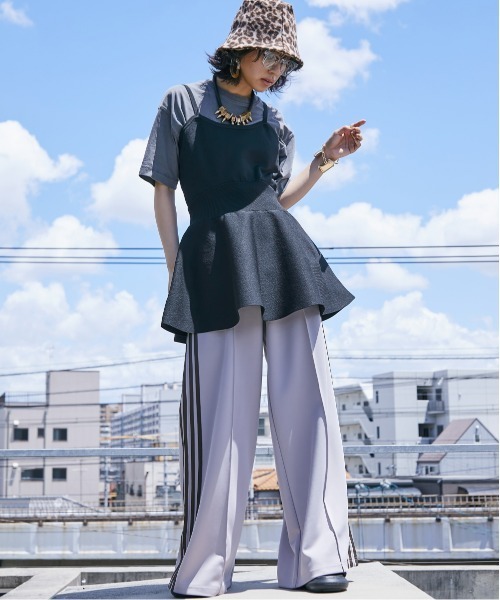 GEVS.（ジェイヴィス）の「 ペプラムニットキャミソールチュニック ＜大きいサイズ有＞GEVS.（キャミソール・レディース・ブラック/ブルー・M/L/LL/3L/4L/5L）」の10枚目の写真