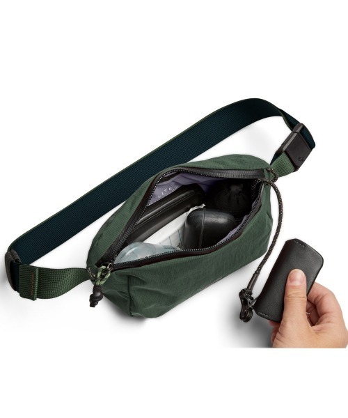 entre square(アントレスクエアー)の「Bellroy/ボディバッグ/ウエストポーチ Lite Belt Bag(ボディバッグ/ウエストポーチ・レディース・ブラック・FREE)」の11枚目の写真