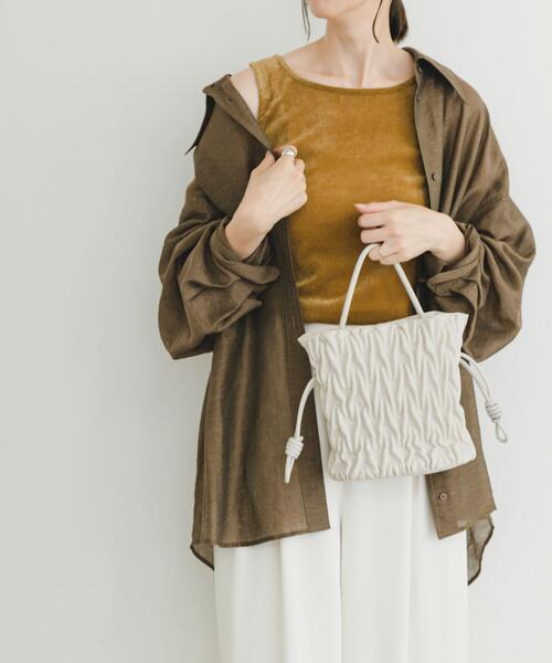 ITEMS URBANRESEARCH（アイテムズ アーバンリサーチ）の「シアーベロアスクエアタンクトップ（タンクトップ・レディース・ベージュ/ボルドー/ブラック・FREE）」の5枚目の写真