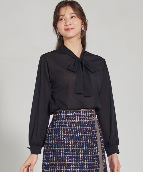 ANY SIS（エニィスィス）の「【前後着用可能】シアー2WAYボウタイ プルオーバー（シャツ/ブラウス・レディース・アイボリー系/ブラック系・2）」の2枚目の写真