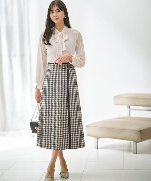 ANY SIS（エニィスィス）の「【前後着用可能】シアー2WAYボウタイ プルオーバー（シャツ/ブラウス・レディース・アイボリー系/ブラック系・2）」の16枚目の写真