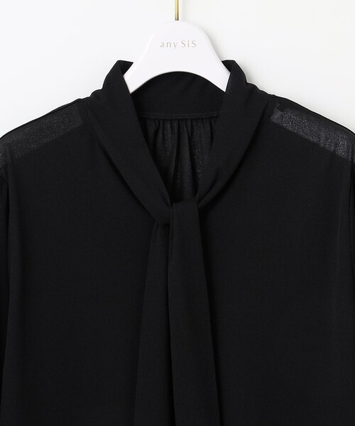 ANY SIS（エニィスィス）の「【前後着用可能】シアー2WAYボウタイ プルオーバー（シャツ/ブラウス・レディース・アイボリー系/ブラック系・2）」の8枚目の写真