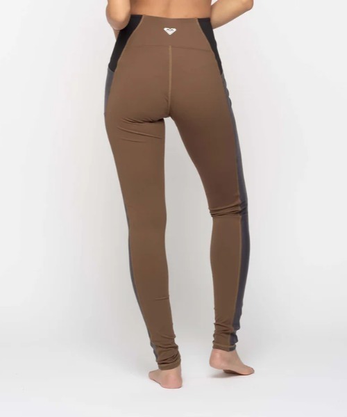 ROXY(ロキシー)の「JUMP HIGH METALLIC L/ロキシー水陸両用速乾UVカットレギンス・スパッツ(レギンス/スパッツ・レディース・ブラウン/ブルー/ブラック・LARGE/MEDIUM/SMALL)」の20枚目の写真