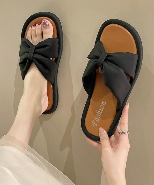 Miniministore(ミニミニストア)の「ミュールサンダル スリッパ 夏靴(サンダル・レディース・アイボリー/ブラック・23.5cm/24.5cm/23.0cm/24.0cm/25.0cm/22.5cm)」の1枚目の写真