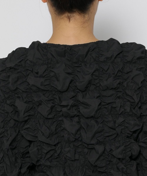 LOWRYS FARM（ローリーズファーム）の「ポコポコＺＩＰシャツＬＳ 137231（シャツ/ブラウス・レディース・アイボリー/ピンク/ブラック・FREE）」の15枚目の写真