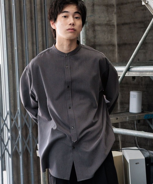 niko and...（ニコアンド）の「TRツイルバンドカラーシャツ（シャツ/ブラウス・メンズ・チャコール/ブラック・LARGE/MEDIUM）」の20枚目の写真