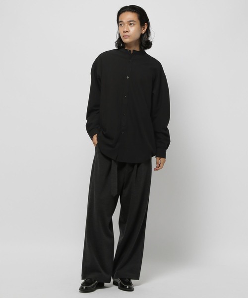 niko and...（ニコアンド）の「TRツイルバンドカラーシャツ（シャツ/ブラウス・メンズ・チャコール/ブラック・LARGE/MEDIUM）」の17枚目の写真