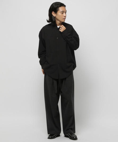 niko and...（ニコアンド）の「TRツイルバンドカラーシャツ（シャツ/ブラウス・メンズ・チャコール/ブラック・LARGE/MEDIUM）」の18枚目の写真