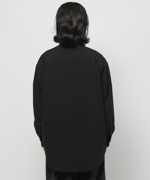 niko and...（ニコアンド）の「TRツイルバンドカラーシャツ（シャツ/ブラウス・メンズ・チャコール/ブラック・LARGE/MEDIUM）」の13枚目の写真