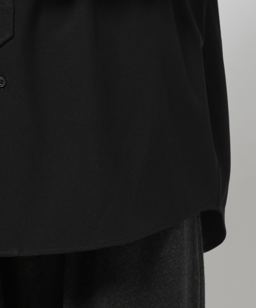 niko and...（ニコアンド）の「TRツイルバンドカラーシャツ（シャツ/ブラウス・メンズ・チャコール/ブラック・LARGE/MEDIUM）」の5枚目の写真