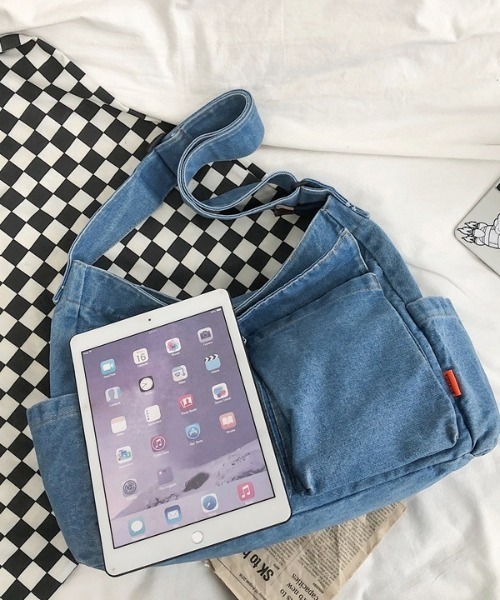 B.R.U（ブル）の「デニムショルダーバッグ（ショルダーバッグ・メンズ・ライトブルー/ブルー・FREE）」の8枚目の写真