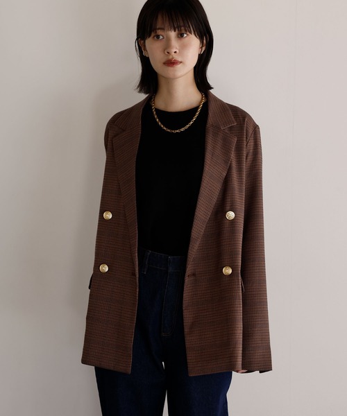 shetila(シェティラ)の「美人度があがる、 金ボタン ダブルテーラードジャケット【無地/チェック】(テーラードジャケット・レディース・ブラウン系/グレー系/ネイビー/チャコール/ライトグレー/ベージュ系/ベージュ/カーキ/キナリ/ブラウン・M)」の19枚目の写真