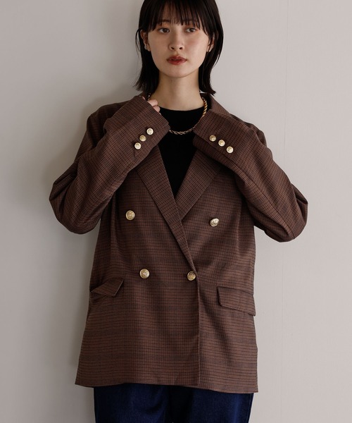 shetila(シェティラ)の「美人度があがる、 金ボタン ダブルテーラードジャケット【無地/チェック】(テーラードジャケット・レディース・ブラウン系/グレー系/ネイビー/チャコール/ライトグレー/ベージュ系/ベージュ/カーキ/キナリ/ブラウン・M)」の20枚目の写真