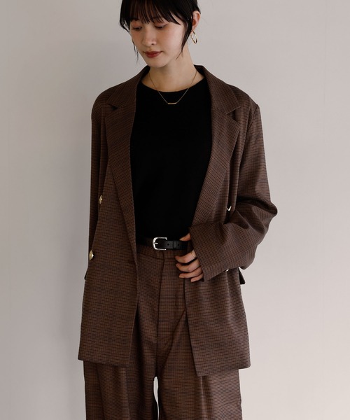 shetila(シェティラ)の「美人度があがる、 金ボタン ダブルテーラードジャケット【無地/チェック】(テーラードジャケット・レディース・ブラウン系/グレー系/ネイビー/チャコール/ライトグレー/ベージュ系/ベージュ/カーキ/キナリ/ブラウン・M)」の16枚目の写真