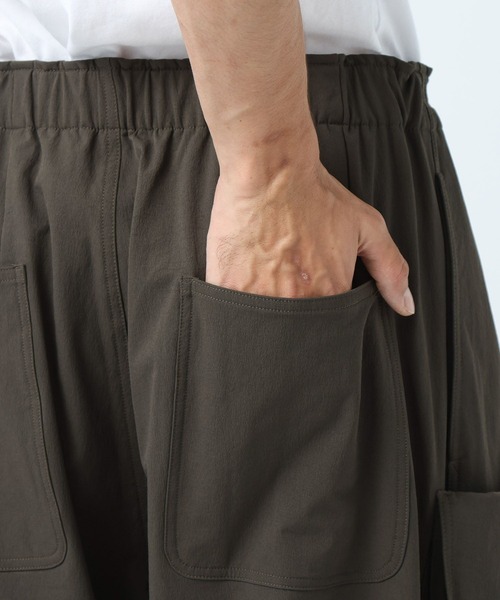 BAYFLOW（ベイフロー）の「【ウルマ×BAYFLOW】バギーフィットテッククライミングカーゴパンツ（カーゴパンツ・メンズ・ブラック/カーキ・MEDIUM/LARGE）」の12枚目の写真