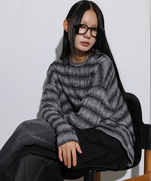 セール】[UNISEX] ダメージダンガリーワイドウォーマーニット