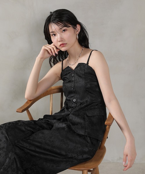 Kana(カナ)の「ジャガード セットアップ ヴィンテージライク パンツドレス パーティー ドレス 結婚式 お呼ばれ オケージョン(パンツドレス・レディース・ブラック/グレー・S/M)」の18枚目の写真