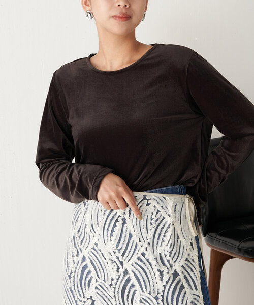 Jena espace merveilleux（ジェナ　エスパスメルヴェイユ）の「ベロアプルオーバー（Tシャツ/カットソー・レディース・ベージュ/グレー/ブラック・FREE）」の7枚目の写真