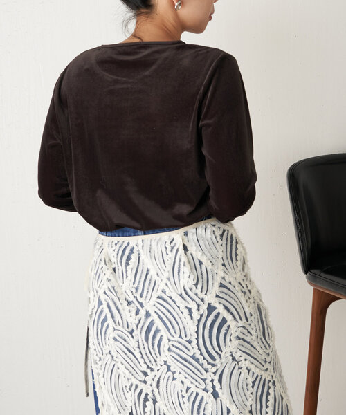 Jena espace merveilleux（ジェナ　エスパスメルヴェイユ）の「ベロアプルオーバー（Tシャツ/カットソー・レディース・ベージュ/グレー/ブラック・FREE）」の9枚目の写真