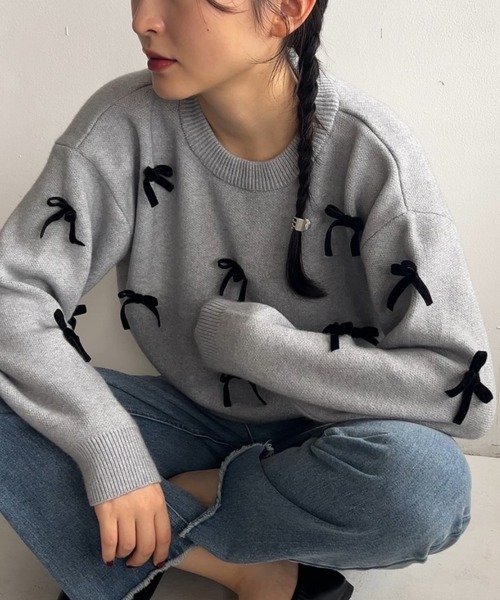 e-zakkamania stores(イーザッカマニアストアーズ)の「リボンニットプルオーバー(ニット/セーター・レディース・グレー/ブラック・M)」の2枚目の写真