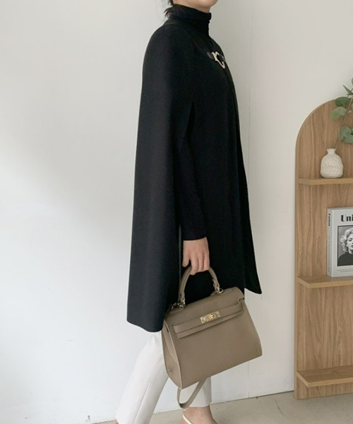 Ritomo De Ricco（リトモ・デ・リコ）の「ポンチョコート（ポンチョ・レディース・グレー/ブラック・FREE）」の7枚目の写真