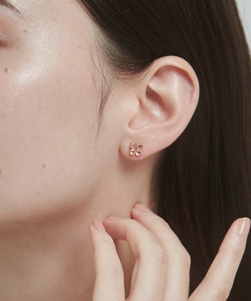 ciite' surgical stainless(シーテサージカルステンレス)の「【 金属アレルギー対応 】 デザインビジューピアス サージカルステンレス (両耳用)(ピアス(両耳用)・レディース・クリア/グリーン/ピンク・FREE)」の2枚目の写真