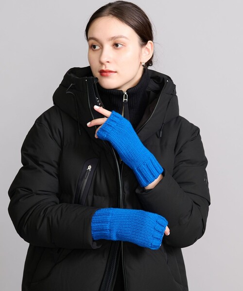 BEAUTY&YOUTH UNITED ARROWS（ビューティーアンドユースユナイテッドアローズ）の「ローゲージ フィンガーレス グローブ（手袋・レディース・コバルトブルー/イエロー・FREE）」の4枚目の写真