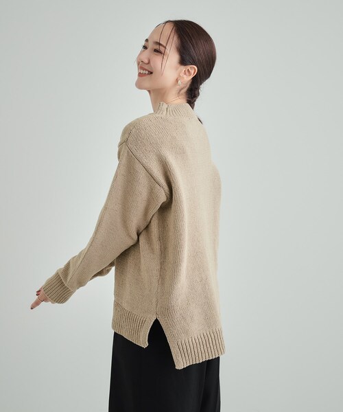 SHOO・LA・RUE（シューラルー）の「◆ラメがさりげなく光る やわらかニット（ニット/セーター・レディース・アイボリー/ブラウン系/グリーン系・01/02/03/04）」の13枚目の写真