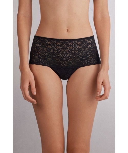 Intimissimi（インティミッシミ）の「Satin Darlings Tバック