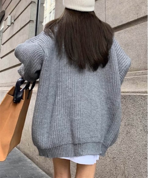AMELY(エミリー)の「ローゲージニットプルオーバー(ニット/セーター・レディース・ブラック/グレー/グリーン/モカ・フリー)」の15枚目の写真
