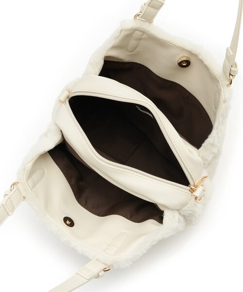 ITS'DEMO（イッツデモ）の「◆【2WAY】両あおりフェイクファートート（トートバッグ・レディース・ベージュ/ライトグレー系3/アイボリー・00）」の17枚目の写真