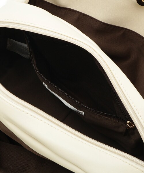 ITS'DEMO（イッツデモ）の「◆【2WAY】両あおりフェイクファートート（トートバッグ・レディース・ベージュ/ライトグレー系3/アイボリー・00）」の21枚目の写真