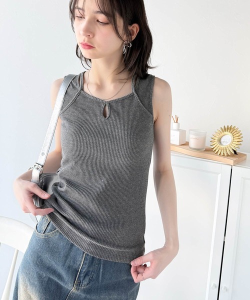classicalelf(クラシカルエルフ)の「お洒落映え間違いなし。デザインテレコリブタンクトップ(タンクトップ・レディース・グレイッシュベージュ/ブラック/チャコール/オフホワイト・X-LARGE/SMALL/MEDIUM/LARGE)」の7枚目の写真