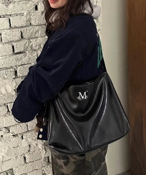 MUCENT（ムセント）の「【日本未発売/WEB限定】MUCENT(ムセント)/2WAY ショルダーバッグ トートバッグ/WESTERN LEATHER SHOULDER BAG（ショルダーバッグ・レディース・ブラック・FREE）」の20枚目の写真