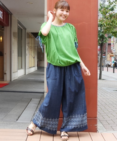チチカカ（チチカカ）の「エンブロイダリーデニムパンツ【大きい