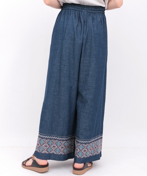チチカカ(チチカカ)の「エンブロイダリーデニムパンツ【大きいサイズ】(デニムパンツ・レディース・その他2/その他1・3L)」の8枚目の写真