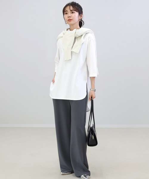 Aletta vita（アレッタビータ）の「選べる袖丈　ボートネック綿裾スリットチュニックカットソー（Tシャツ/カットソー・レディース・オフホワイト/ブラック系その他/ブラック/グレー系その他/ホワイト系その他/グレー系その他2・FREE）」の7枚目の写真