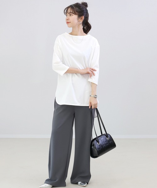 Aletta vita（アレッタビータ）の「選べる袖丈　ボートネック綿裾スリットチュニックカットソー（Tシャツ/カットソー・レディース・オフホワイト/ブラック系その他/ブラック/グレー系その他/ホワイト系その他/グレー系その他2・FREE）」の8枚目の写真