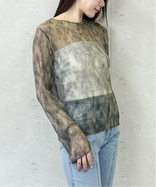 Per sist ence(パーシエンス)の「シアーラメニュアンスカラークルーネックプルオーバー(Tシャツ/カットソー・レディース・ブラック/ベージュ/ブラウン/グリーン・FREE)」の11枚目の写真