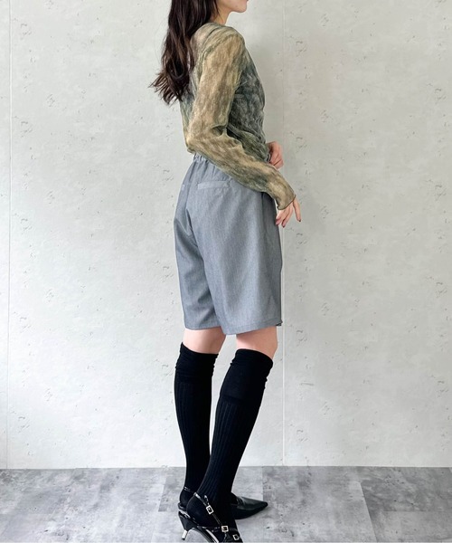 Per sist ence(パーシエンス)の「シアーラメニュアンスカラークルーネックプルオーバー(Tシャツ/カットソー・レディース・ブラック/ベージュ/ブラウン/グリーン・FREE)」の18枚目の写真