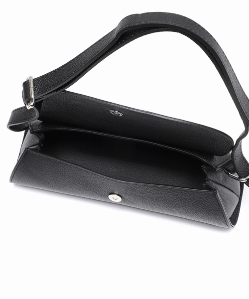 AULENTTI（オウレンティ）の「【AULENTTI/オウレンティ】ツツガタBAG ST-SS23-Y02MOD-DO（ショルダーバッグ・レディース・ブラック/ブラウン・FREE）」の11枚目の写真