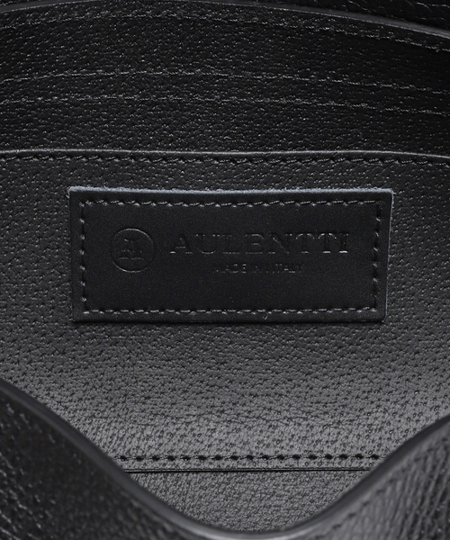 AULENTTI（オウレンティ）の「【AULENTTI/オウレンティ】ツツガタBAG ST-SS23-Y02MOD-DO（ショルダーバッグ・レディース・ブラック/ブラウン・FREE）」の14枚目の写真